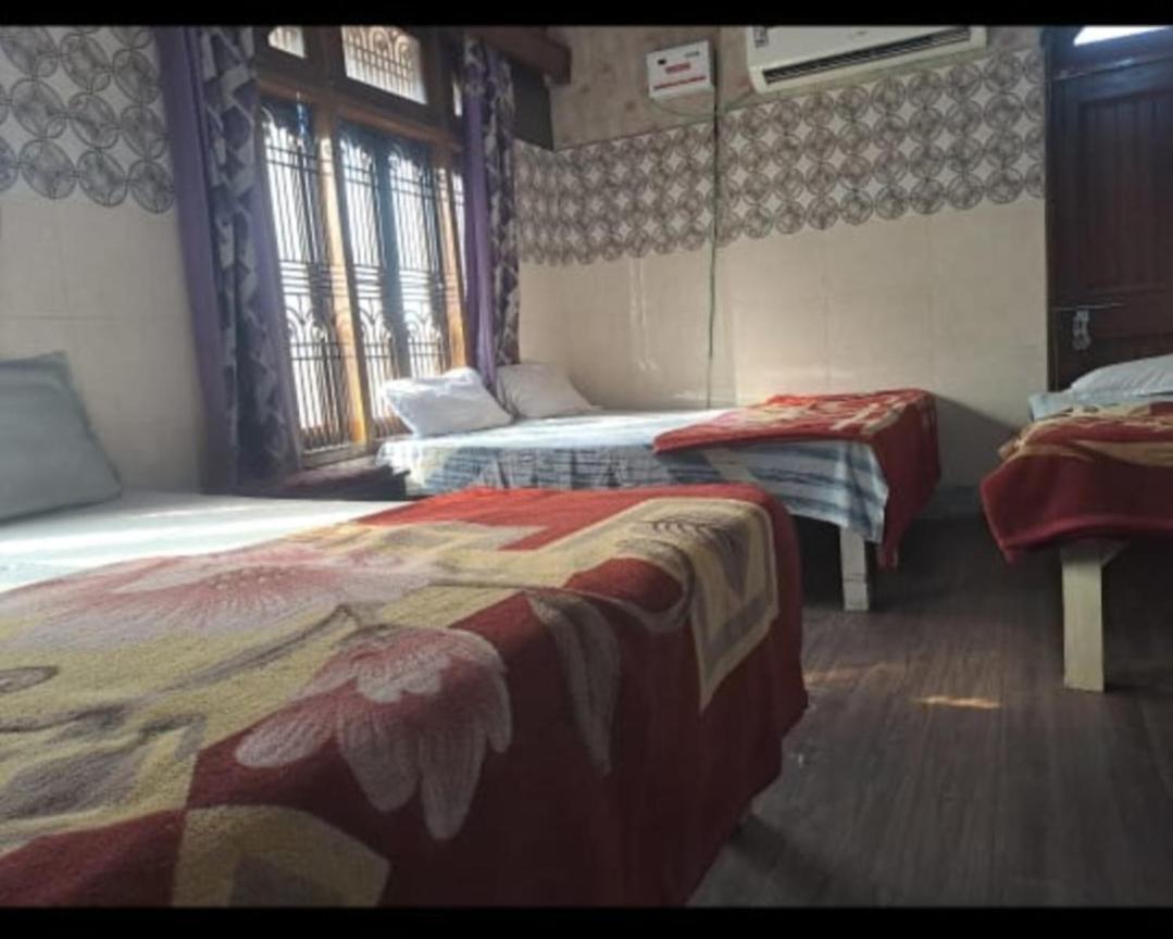 Kashi Annapurna Guest House Varanasi Room photo